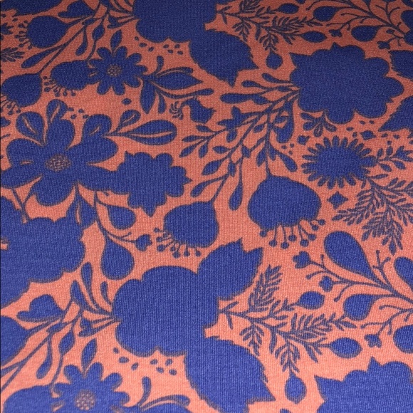 LuLaRoe Irma - Picture 2 of 5